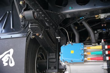 ����Ǭ��K6E ��ɲ 4.11�׵��Ŵ��綯��դʽ�Ῠ ����ʱ��140.41kWhͼƬ