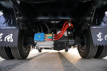 ����Ǭ��K6E ��ɲ 4.11�׵��Ŵ��綯��դʽ�Ῠ ����ʱ��140.41kWhͼƬ