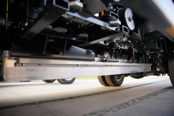 ����Ǭ��K6E ��ɲ 4.11�׵��Ŵ��綯��դʽ�Ῠ ����ʱ��140.41kWhͼƬ