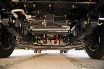 ����Ǭ��K6E ��ɲ 4.11�׵��Ŵ��綯��դʽ�Ῠ ����ʱ��140.41kWhͼƬ