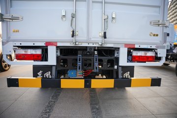 ����Ǭ��K6E ��ɲ 4.11�׵��Ŵ��綯��դʽ�Ῠ ����ʱ��140.41kWhͼƬ