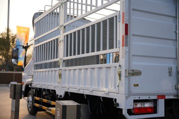 ����Ǭ��K6E ��ɲ 4.11�׵��Ŵ��綯��դʽ�Ῠ ����ʱ��140.41kWhͼƬ