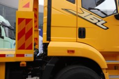 解放J6L 240马力 4X2 平板运输车 解放J6L 240马力 4X2 平板运输车