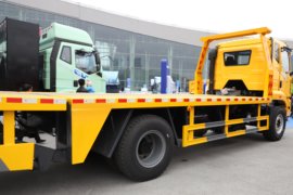 解放J6L&nbsp;平板运输车上装图片