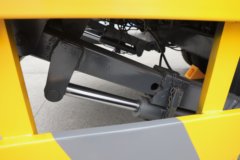 解放J6L 240马力 4X2 平板运输车 解放J6L 240马力 4X2 平板运输车