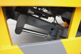 解放J6L&nbsp;平板运输车上装图片