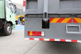 解放J6L&nbsp;平板运输车上装图片