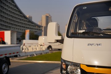 ����;��T5 1.6L���� 122���� ����5�� Һɲ 3.79�׵�����ʽ΢��ͼƬ