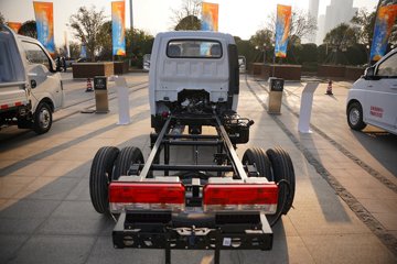 T5&nbsp;载货车外观                                                图片