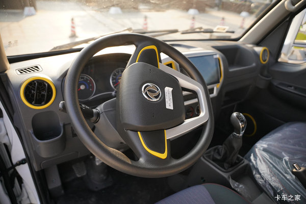 疯狂促销,直降0.3万!苏州市T5载货车系列优惠价 疯狂促销,直降0.3万!苏州市T5载货车系列优惠价