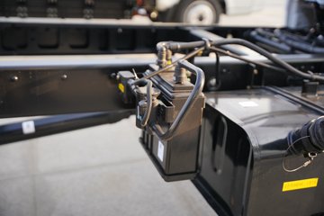 ����;��T5 1.6L���� 122���� ����5�� Һɲ 3.79�׵�����ʽ΢��ͼƬ