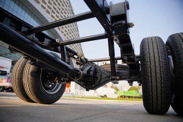 ����;��T5 1.6L���� 122���� ����5�� Һɲ 3.79�׵�����ʽ΢��ͼƬ