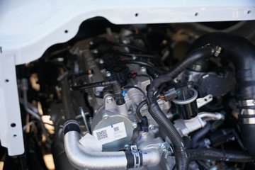 ����;��T5 1.6L���� 122���� ����5�� Һɲ 3.79�׵�����ʽ΢��ͼƬ