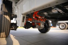 东风途逸T7E 3.1米单排纯电动栏板微卡 宁德时代41.86kWh