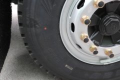 青岛解放鹰拓 8X4 5.8米纯电动自卸车 宁德时代352kWh