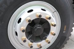 青岛解放鹰拓 8X4 5.8米纯电动自卸车 宁德时代352kWh