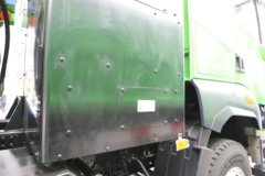 青岛解放鹰拓 8X4 5.8米纯电动自卸车 宁德时代352kWh