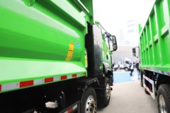 青岛解放鹰拓 8X4 5.8米纯电动自卸车 宁德时代352kWh