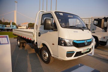 ����;��T9E Һɲ 4.005�׵��Ŵ��綯����΢�� �д��º�56.67kWhͼƬ