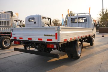 ����;��T9E Һɲ 4.005�׵��Ŵ��綯����΢�� �д��º�56.67kWhͼƬ