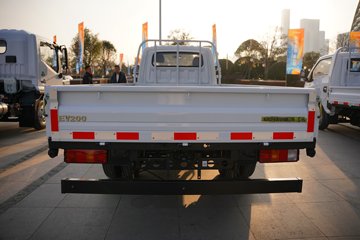 ����;��T9E Һɲ 4.005�׵��Ŵ��綯����΢�� �д��º�56.67kWhͼƬ