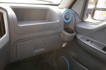 ����;��T9E Һɲ 4.005�׵��Ŵ��綯����΢�� �д��º�56.67kWhͼƬ