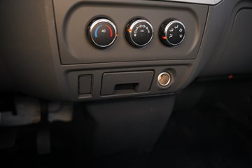 ����;��T9E Һɲ 4.005�׵��Ŵ��綯����΢�� �д��º�56.67kWhͼƬ