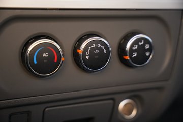 ����;��T9E Һɲ 4.005�׵��Ŵ��綯����΢�� �д��º�56.67kWhͼƬ