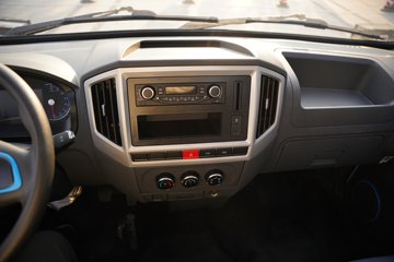 ����;��T9E Һɲ 4.005�׵��Ŵ��綯����΢�� �д��º�56.67kWhͼƬ