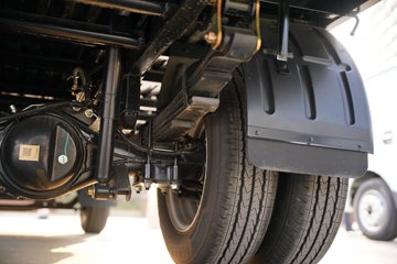 ����;��T9E Һɲ 4.005�׵��Ŵ��綯����΢�� �д��º�56.67kWhͼƬ