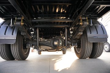 ����;��T9E Һɲ 4.005�׵��Ŵ��綯����΢�� �д��º�56.67kWhͼƬ