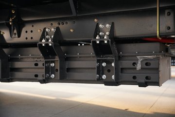 ����;��T9E Һɲ 4.005�׵��Ŵ��綯����΢�� �д��º�56.67kWhͼƬ