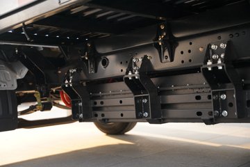 ����;��T9E Һɲ 4.005�׵��Ŵ��綯����΢�� �д��º�56.67kWhͼƬ