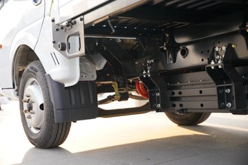 ����;��T9E Һɲ 4.005�׵��Ŵ��綯����΢�� �д��º�56.67kWhͼƬ