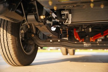 ����;��T9E Һɲ 4.005�׵��Ŵ��綯����΢�� �д��º�56.67kWhͼƬ