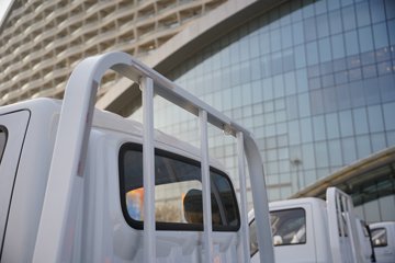 ����;��T9E Һɲ 4.005�׵��Ŵ��綯����΢�� �д��º�56.67kWhͼƬ