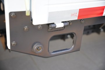 ����;��T9E Һɲ 4.005�׵��Ŵ��綯����΢�� �д��º�56.67kWhͼƬ