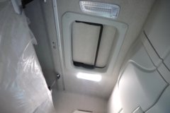 解放J6V 6X4 插电式增程混合动力牵引车 宁德时代118kWh