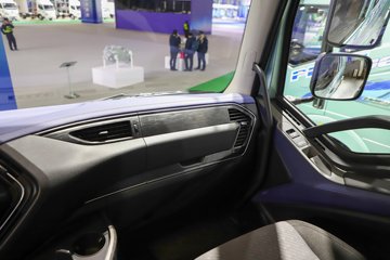 ���J6V 6X4 ���ʽ���̻�϶���ǣ���� ����ʱ��118kWhͼƬ