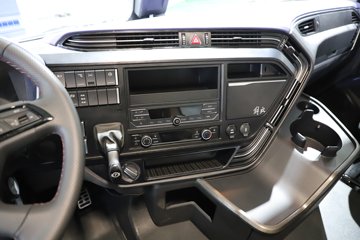 ���J6V 6X4 ���ʽ���̻�϶���ǣ���� ����ʱ��118kWhͼƬ