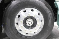 解放J6V 6X4 插电式增程混合动力牵引车 宁德时代118kWh