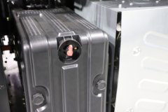 解放J6V 6X4 插电式增程混合动力牵引车 宁德时代118kWh