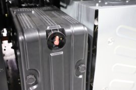 解放J6V&nbsp;电动牵引车底盘图片