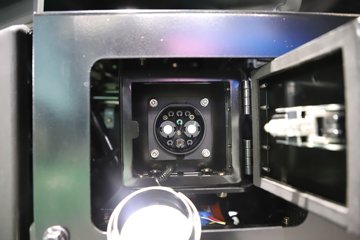 ���J6V 6X4 ���ʽ���̻�϶���ǣ���� ����ʱ��118kWhͼƬ