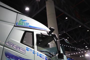 ���J6E 4X2 ��϶���ǣ���� ����ʱ��58kWhͼƬ