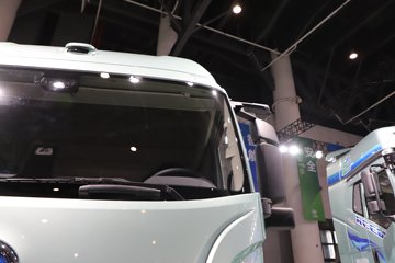 ���J6E 4X2 ��϶���ǣ���� ����ʱ��58kWhͼƬ