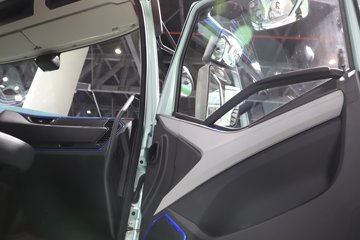 ���J6E 4X2 ��϶���ǣ���� ����ʱ��58kWhͼƬ