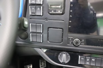 ���J6E 4X2 ��϶���ǣ���� ����ʱ��58kWhͼƬ