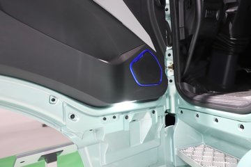 ���J6E 4X2 ��϶���ǣ���� ����ʱ��58kWhͼƬ