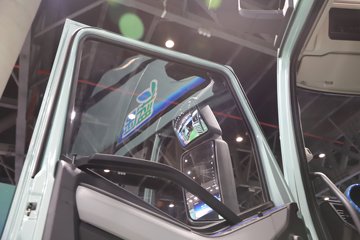 ���J6E 4X2 ��϶���ǣ���� ����ʱ��58kWhͼƬ